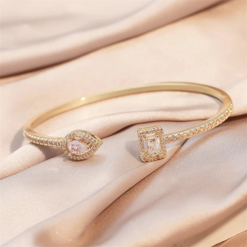 GeoLuxe™ Bangle